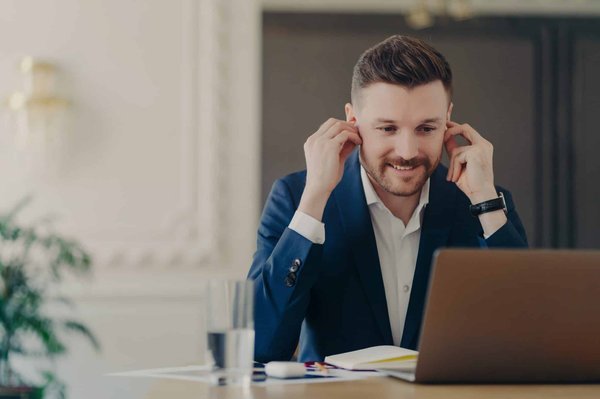 Les logiciels CRM : gérez vos relations clients avec efficacité