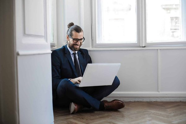 Quels sont les meilleurs outils pour apprendre une nouvelle langue avec la technologie en 2024 ?